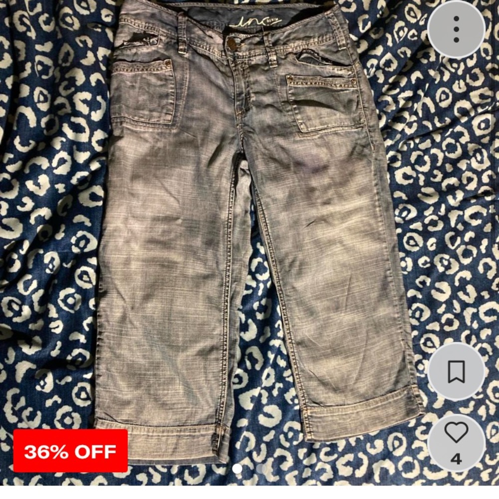 Low to mid rise light wash capris